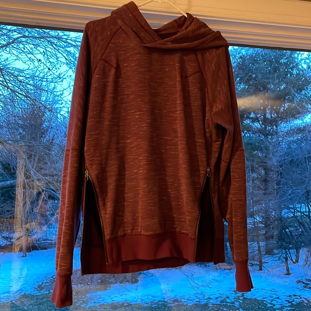 Lululemon Om & Roam Pullover